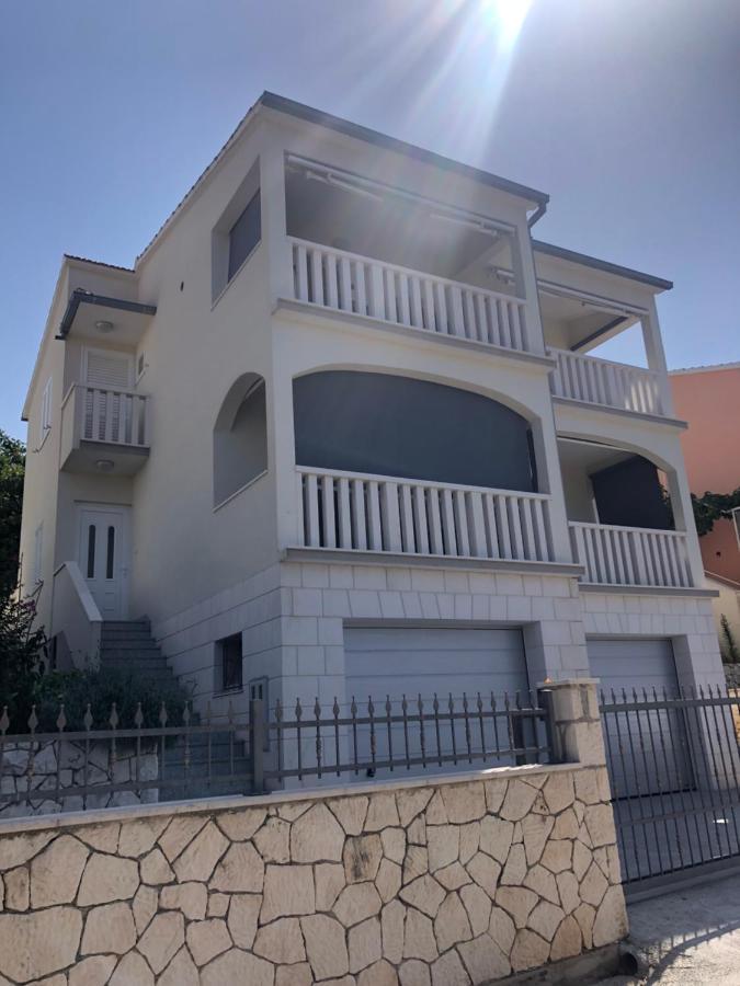 Apartments Sandra Rogoznica  Esterno foto