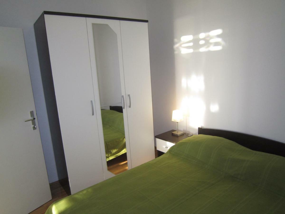 Apartments Sandra Rogoznica  Esterno foto